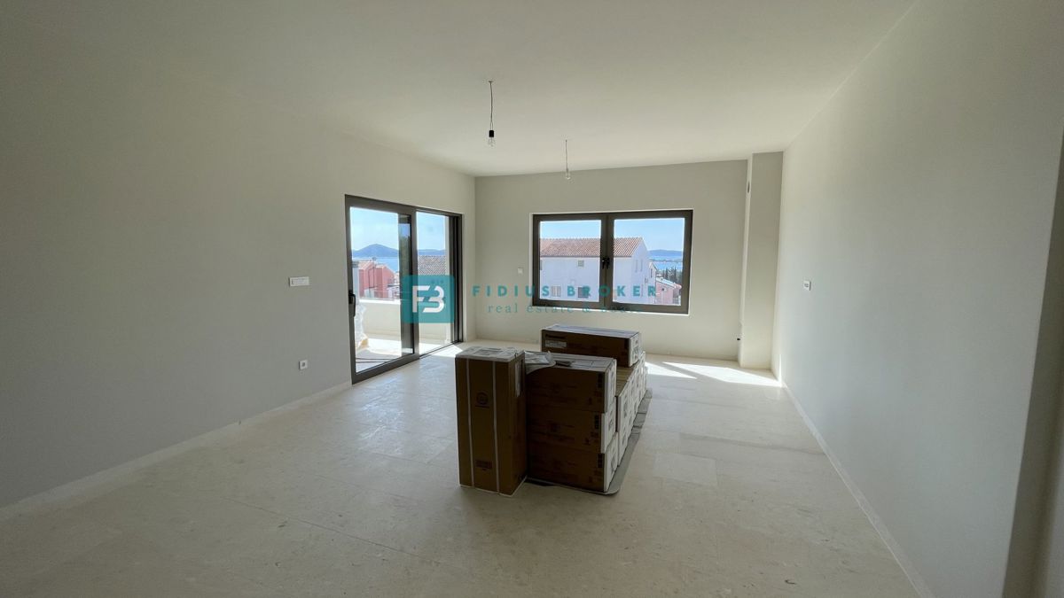 VODICE, novogradnja, pritličje, dvigalo, parkirišče, shramba