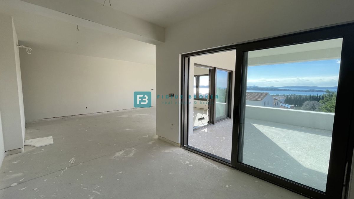 VODICE, novogradnja, 2. nad., pogled na morje, 3s, dvigalo, shramba