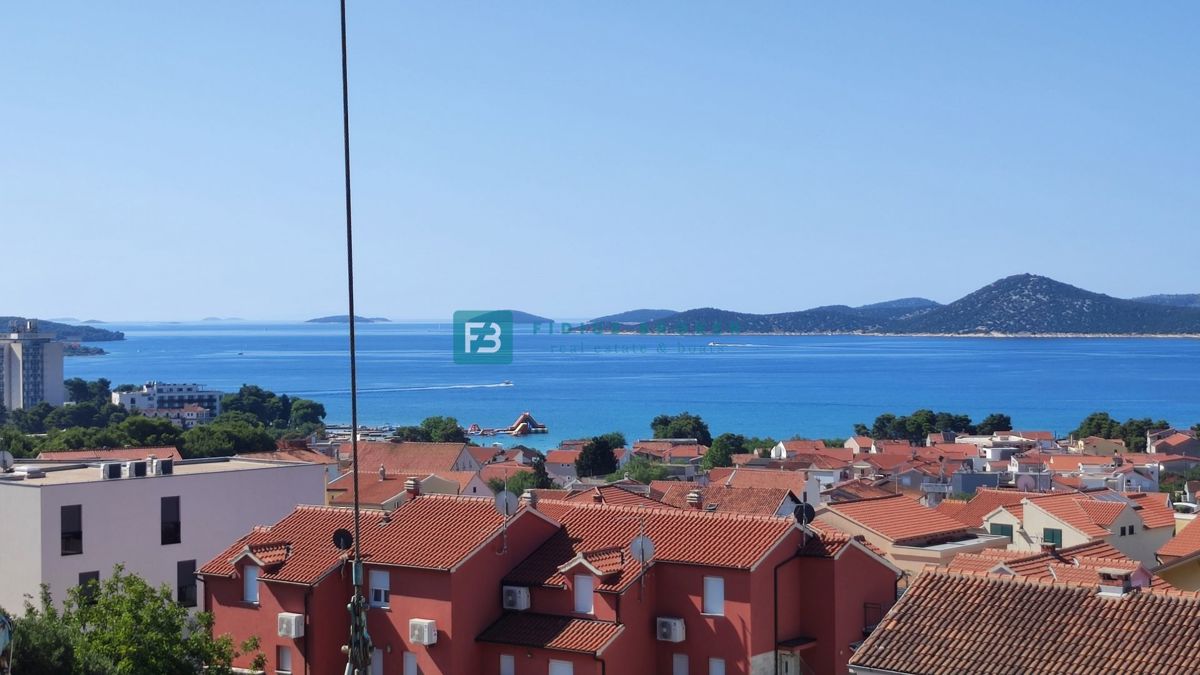 VODICE, novogradnja, 2. nad., pogled na morje, 3s, dvigalo, shramba