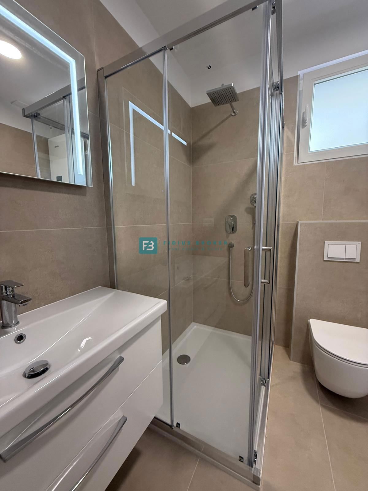 Hiša Vodice, 422,95m2