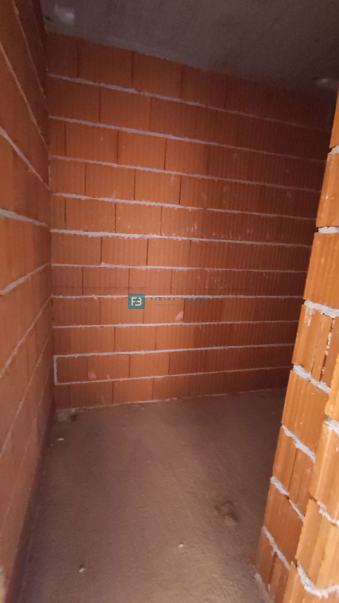 VODICE, novogradnja, 1. nadstropje, pogled na morje, 2 spalnici