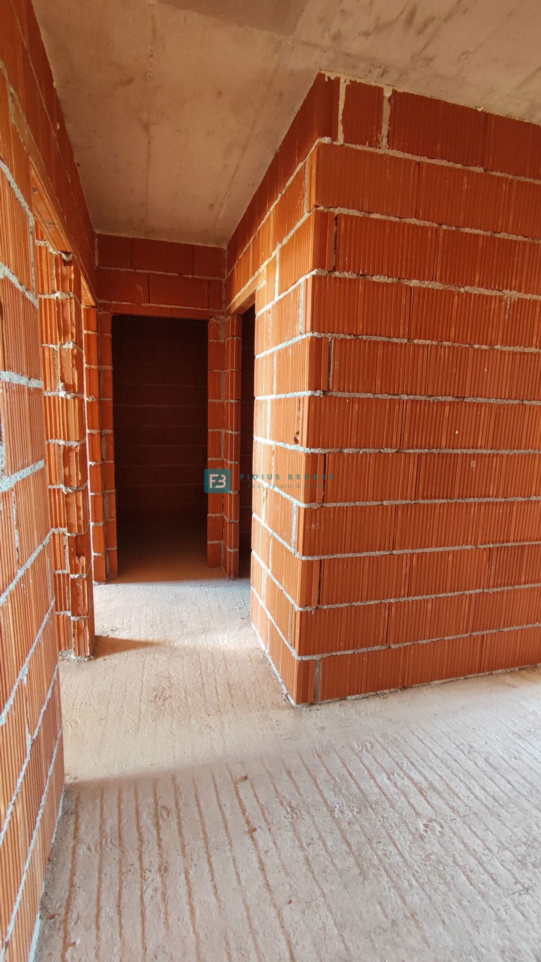 VODICE, novogradnja, 1. nadstropje, pogled na morje, 2 spalnici