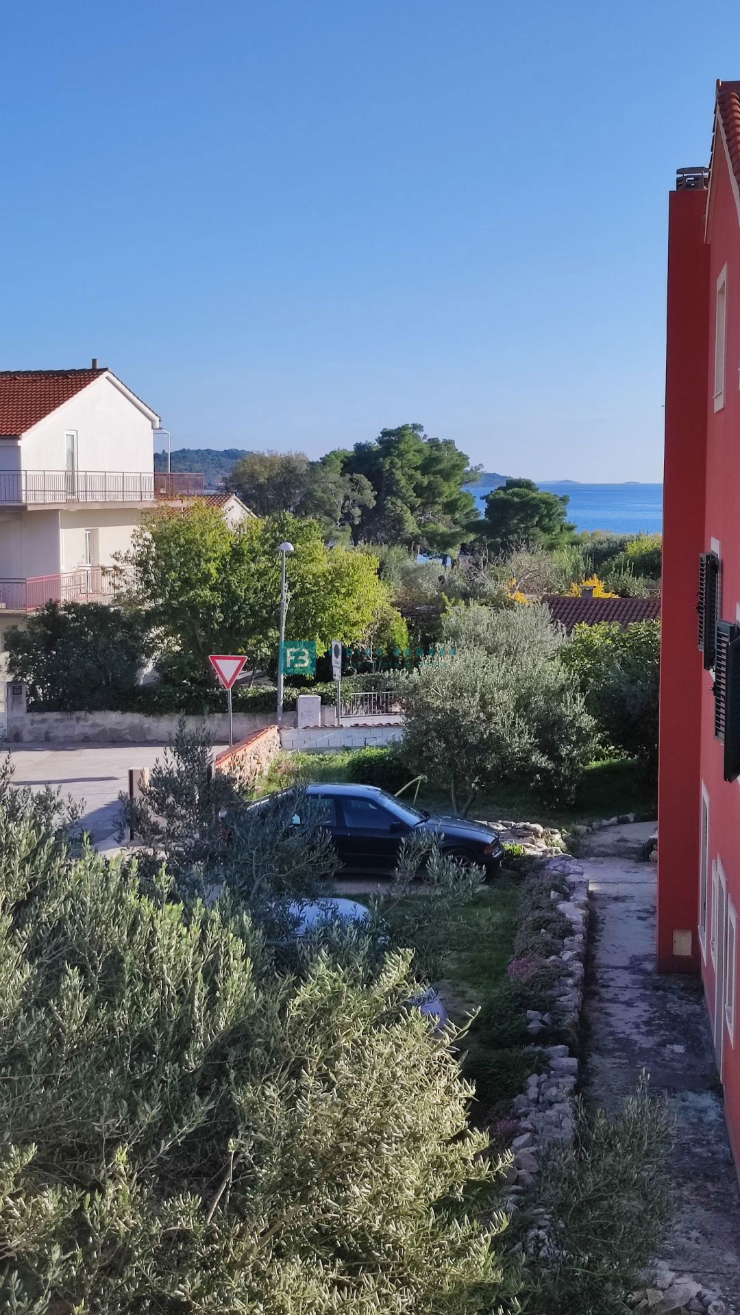 VODICE, neu, 200 m zum Strand, gerade fertiggestellt, 3 spalnice, 2 parkirni mesti