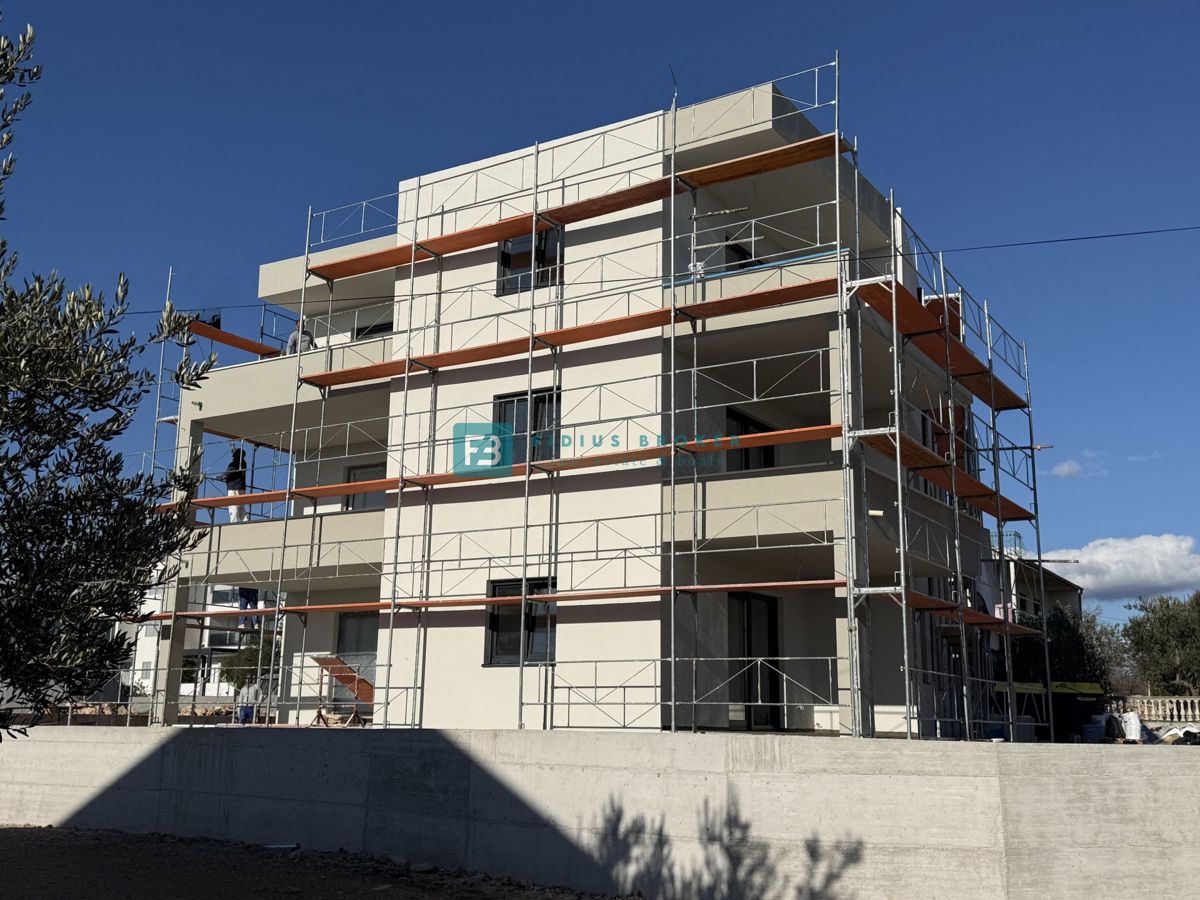 VODICE, novogradnja, moderno stanovanje, terasa, pogled na morje