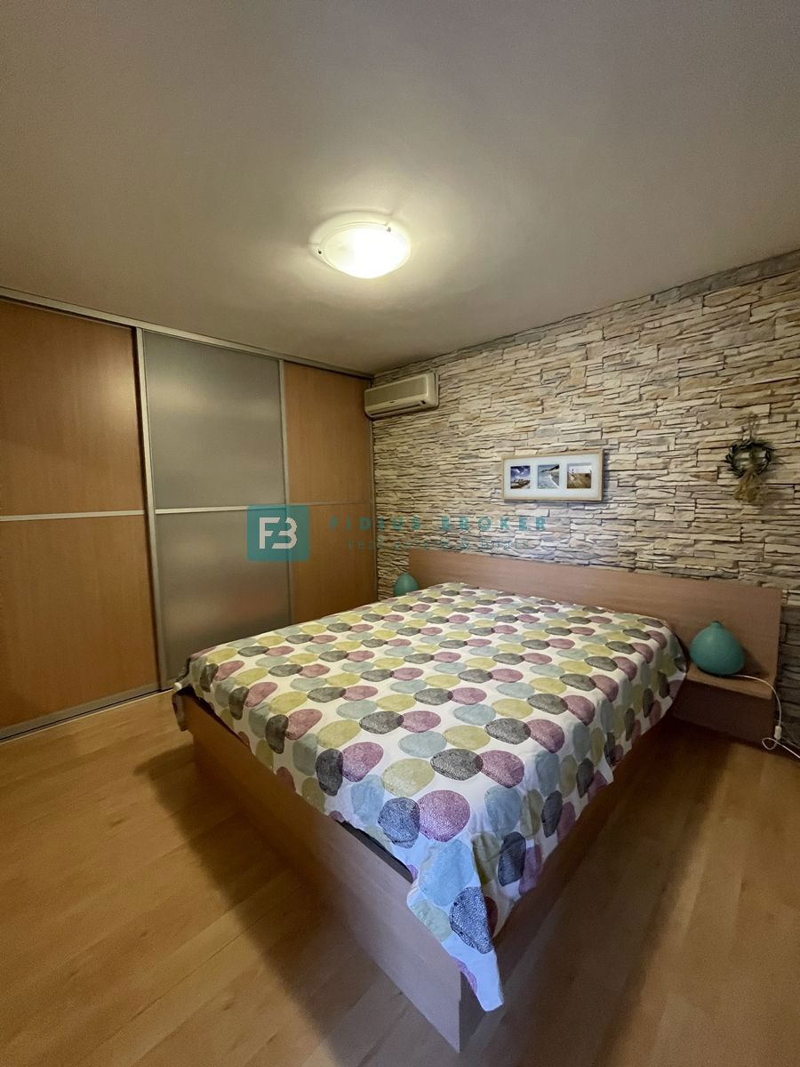 TISNO, čudovita samostojna hiša, 60 m od plaže, odprt pogled na morje