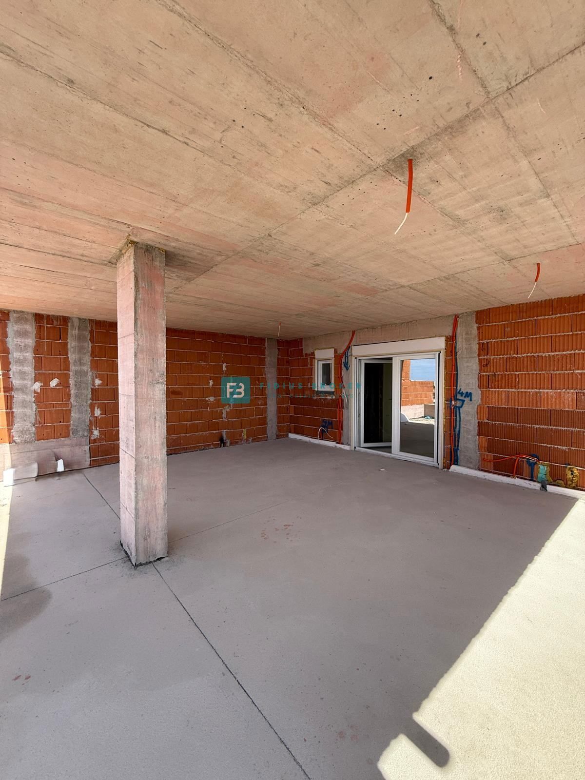 TRIBUNJ, nova, dvojček, panoramski pogled na morje, bazen