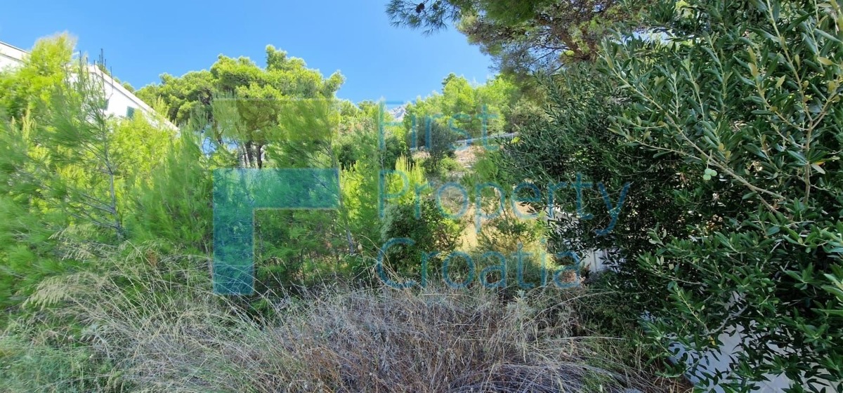 OM1673 - Građevinsko zemljište blizu mora, okolica Omiša, na prodaju