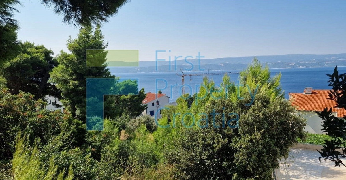 OM1673 - Građevinsko zemljište blizu mora, okolica Omiša, na prodaju