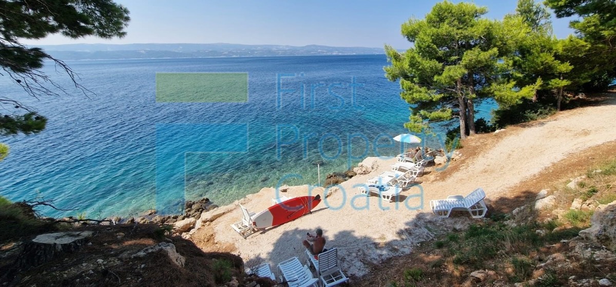 OM1673 - Građevinsko zemljište blizu mora, okolica Omiša, na prodaju