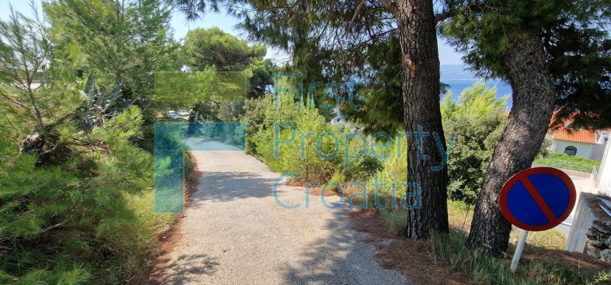 OM1673 - Građevinsko zemljište blizu mora, okolica Omiša, na prodaju