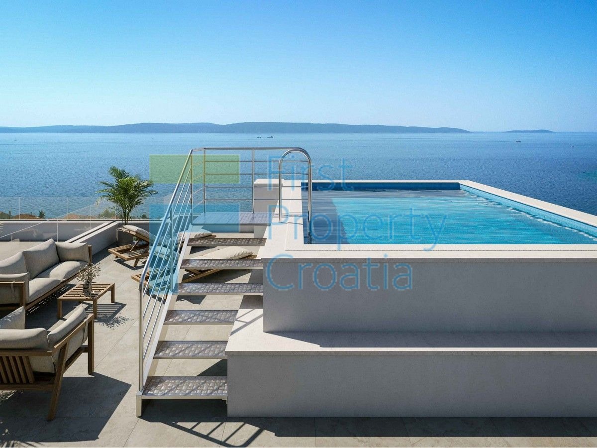 TG1752 - Luksuzni penthouse apartman s bazenom, Čiovo, na prodaju