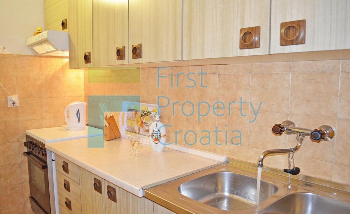 TG1505 - Kuća s prekrasnim pogledom, Čiovo, na prodaju