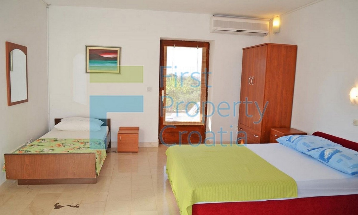 TG1505 - Kuća s prekrasnim pogledom, Čiovo, na prodaju