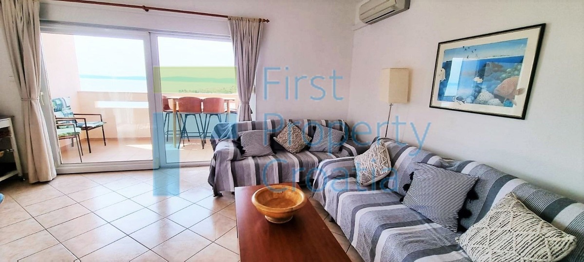 TG1654 – Uređeni apartman na atraktivnoj lokaciji, Čiovo, na prodaju