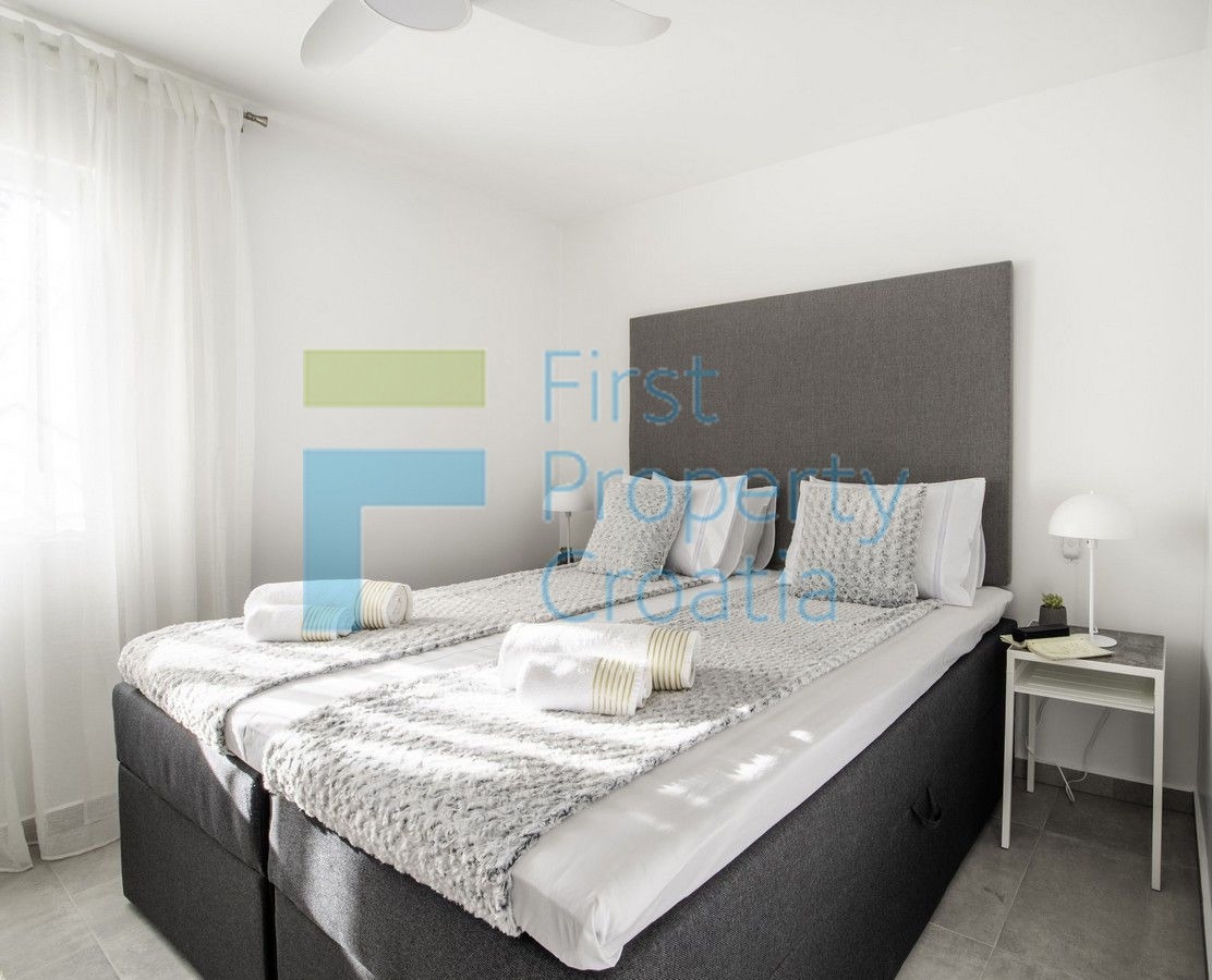 RG1732 - Moderni apartmani u blizini mora, Rogoznica, na prodaju