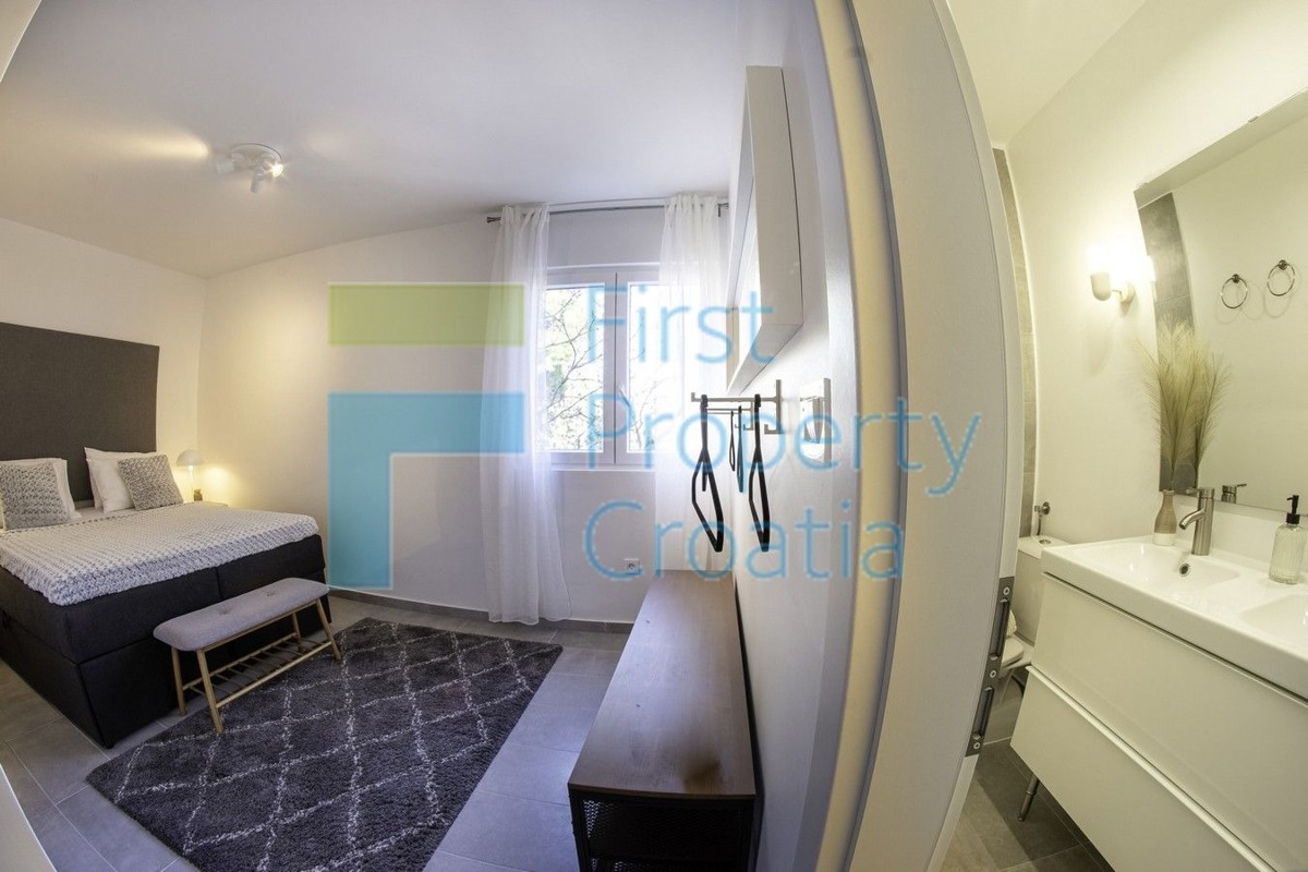 RG1732 - Moderni apartmani u blizini mora, Rogoznica, na prodaju