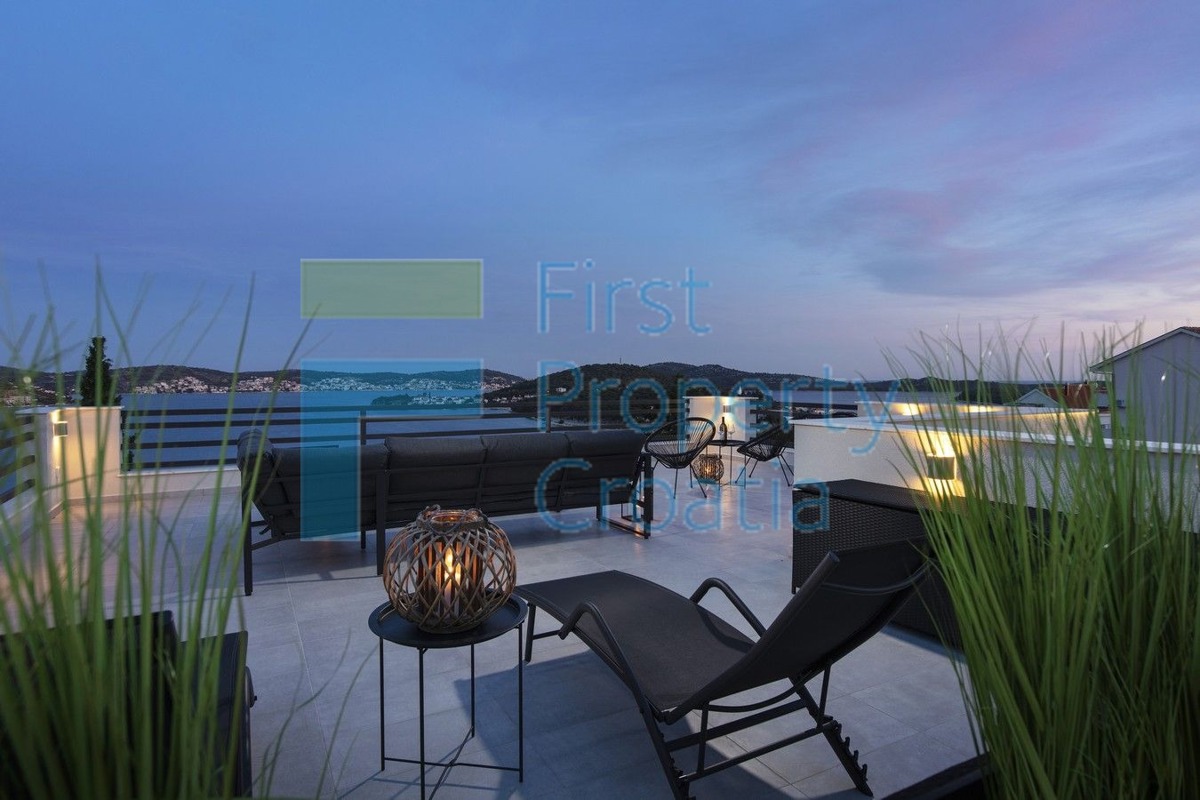 RG1732 - Moderni apartmani u blizini mora, Rogoznica, na prodaju