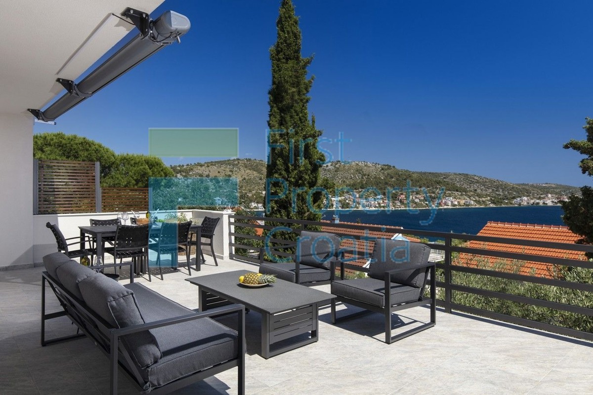 RG1732 - Moderni apartmani u blizini mora, Rogoznica, na prodaju