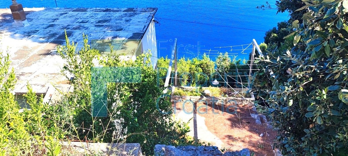 DU1674 – Kuća prvi red do mora s izlazom na more, Mljet, na prodaju