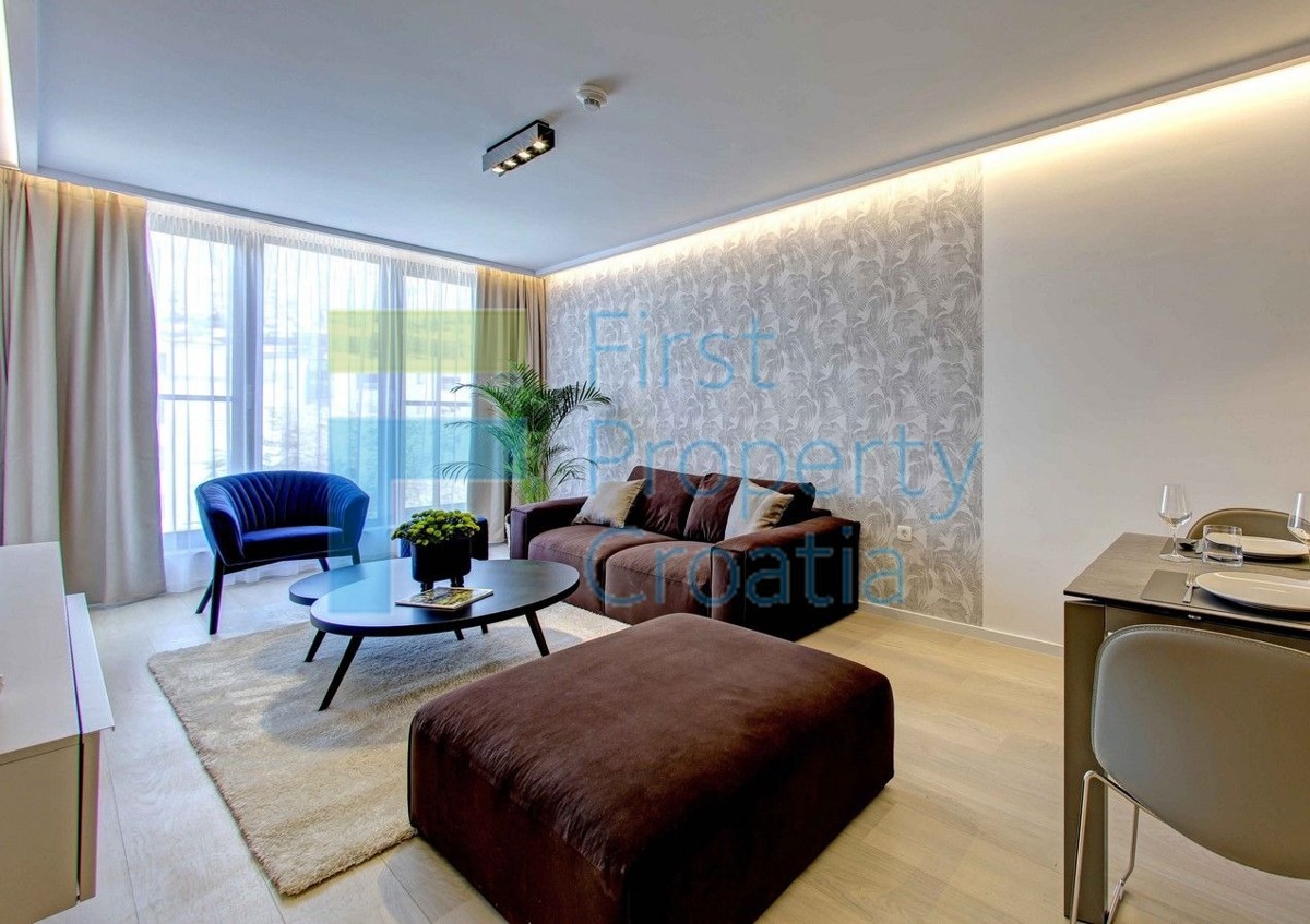 ZD1608 – Apartmani smješteni 110m od mora, okolica Zadra, na prodaju