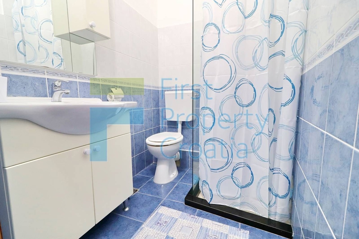 KO1627 – Kuća u nizu u povijesnoj jezgri, Korčula, na prodaju