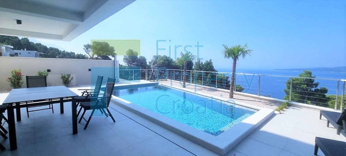 MA1668 - Vila u popularnom ljetovalištu, okolica Makarske, na prodaju