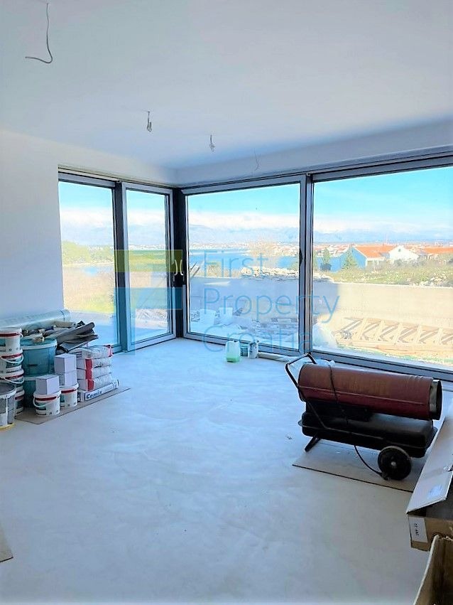 ZD1604 - Vila u blizini mora, u mjestu blizu Zadra, na prodaju