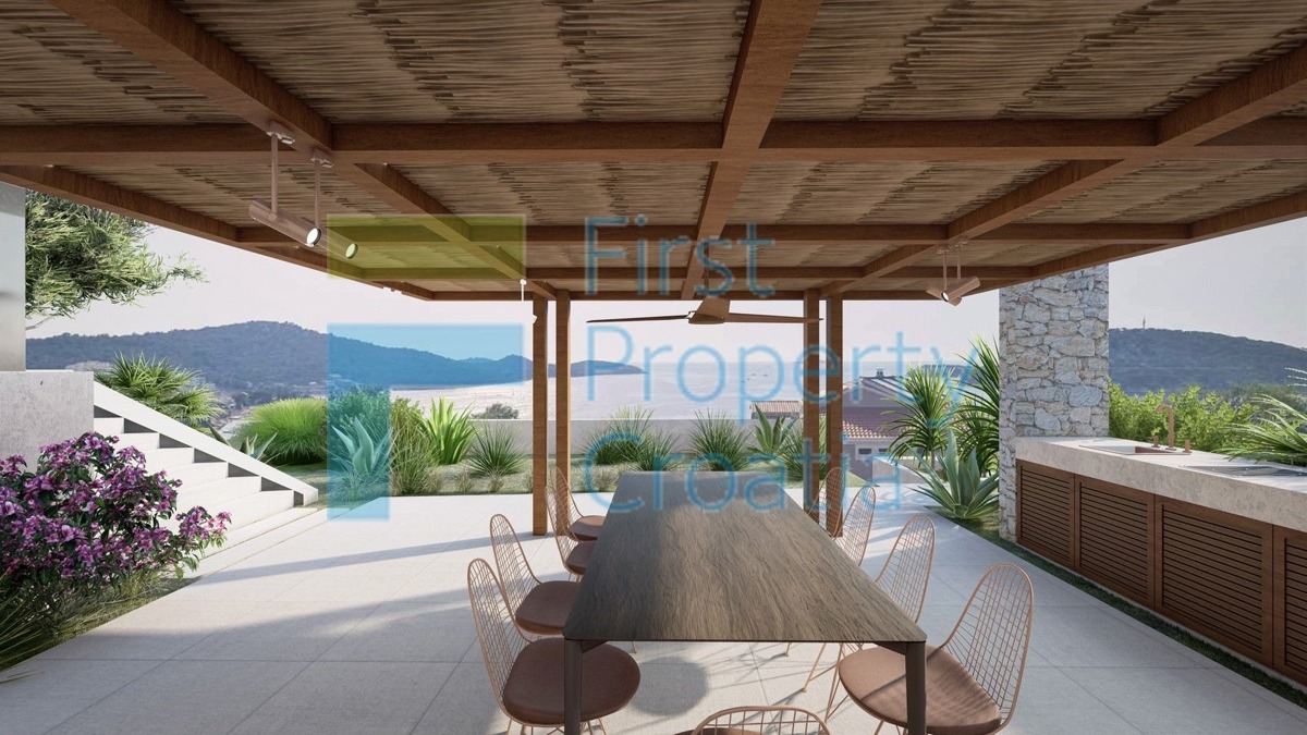 RG1719 - Luksuzna vila 170m iznad plaže, okolica Rogoznice, na prodaju