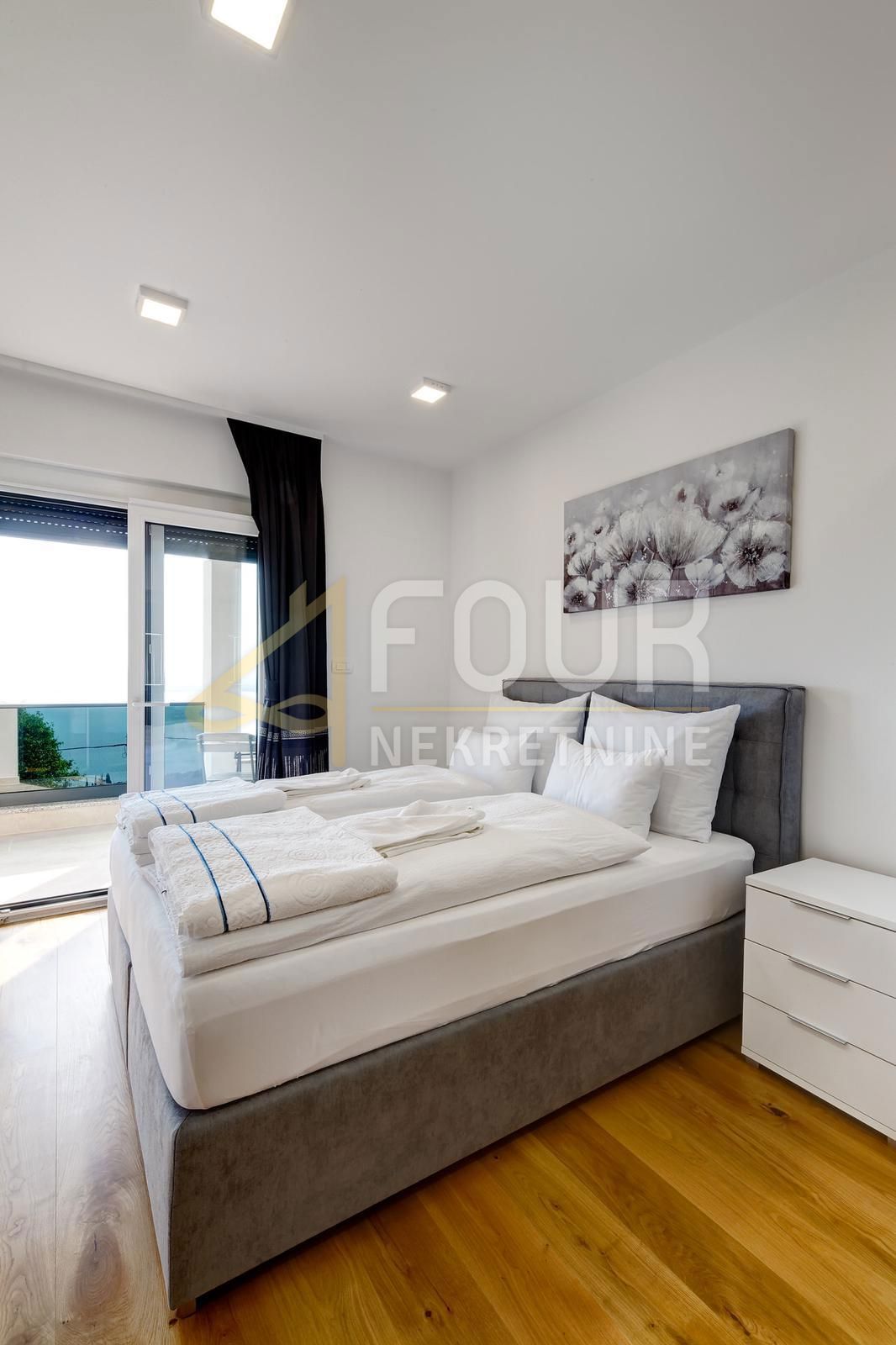 Stanovanje Dramalj, Crikvenica, 202,41m2