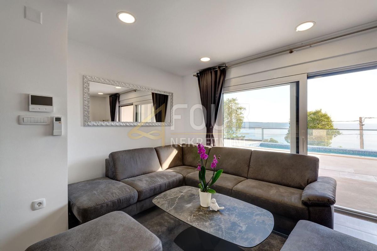 Stanovanje Dramalj, Crikvenica, 202,41m2