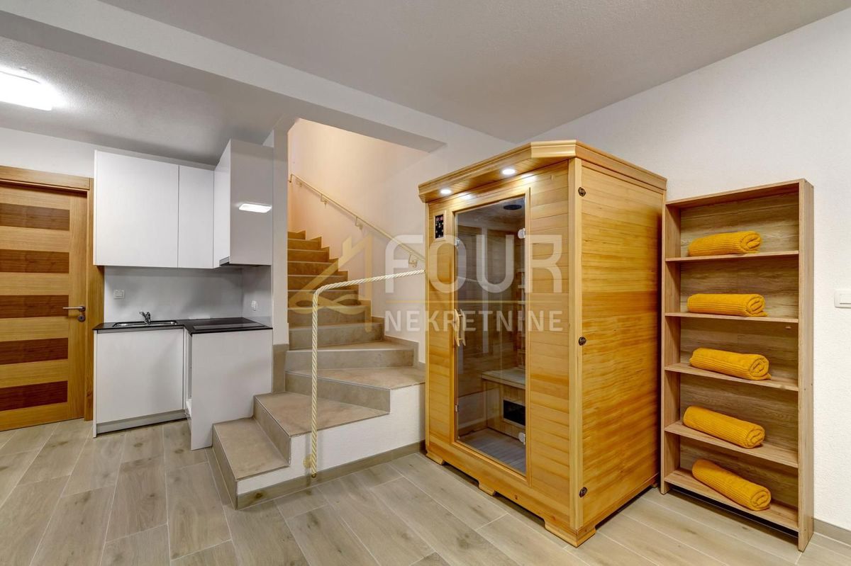Stanovanje Dramalj, Crikvenica, 202,41m2