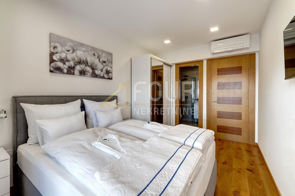 Stanovanje Dramalj, Crikvenica, 202,41m2