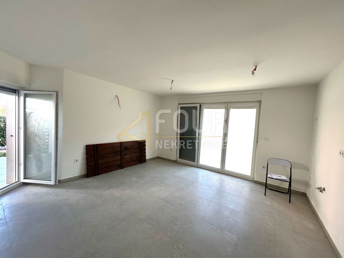 Stanovanje Malinska, Malinska-Dubašnica, 38,24m2