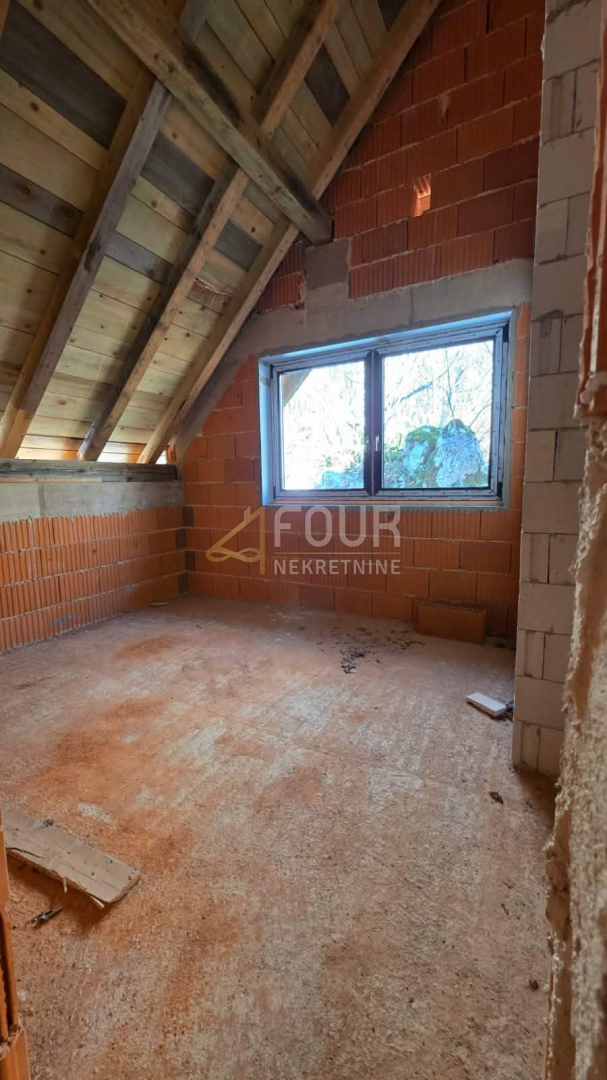 Hiša Mrkopalj, 170m2