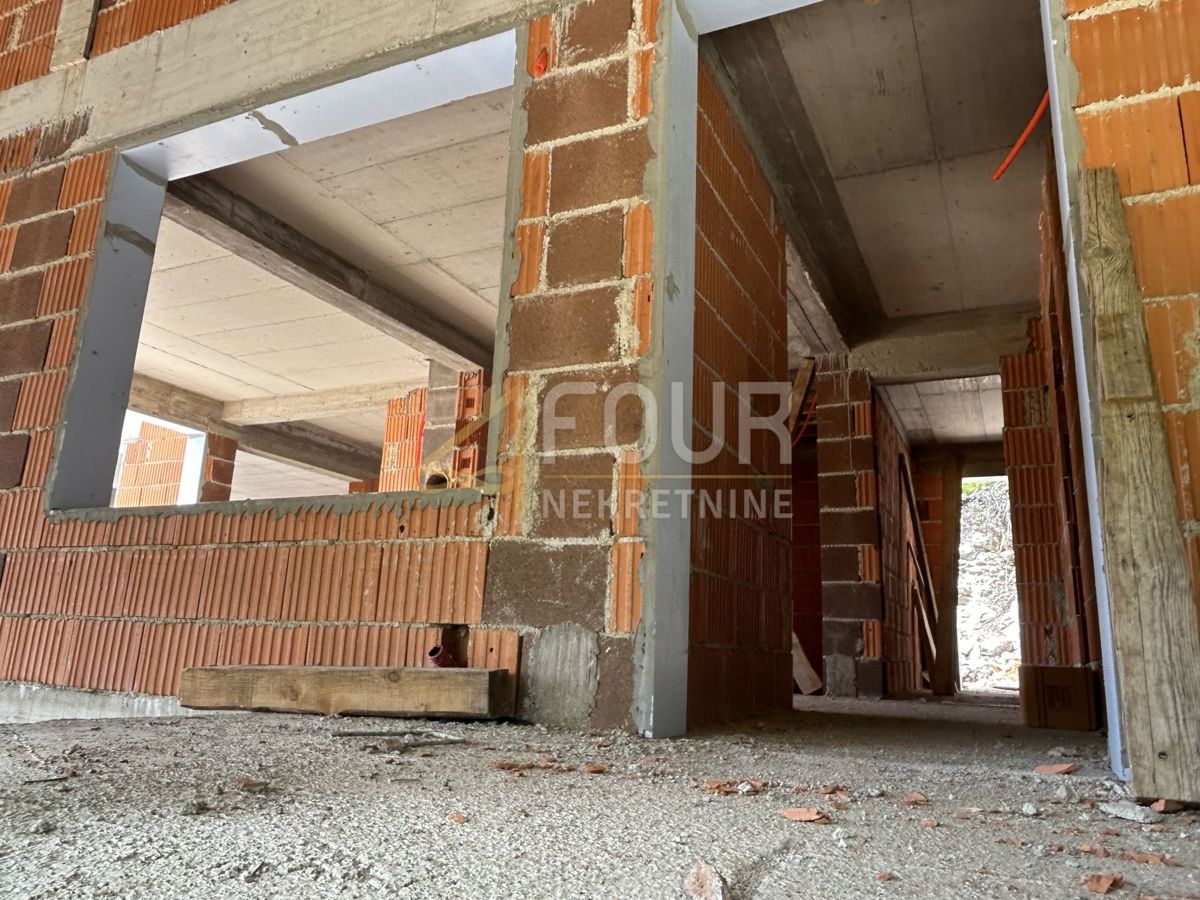 Hiša Mrkopalj, 170m2