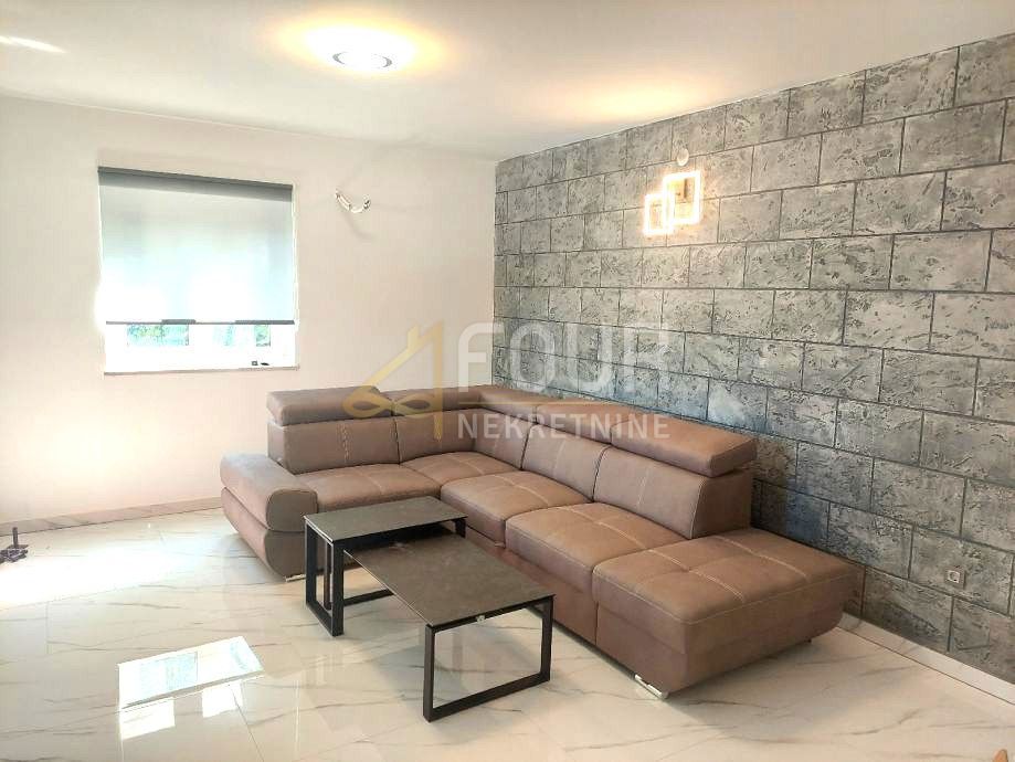 Hiša Mladenići, Viškovo, 280m2