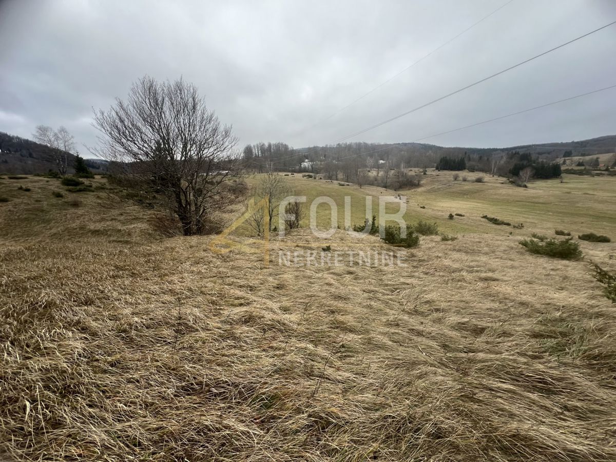 Zemljišče Stari Laz, Ravna Gora, 34.200m2