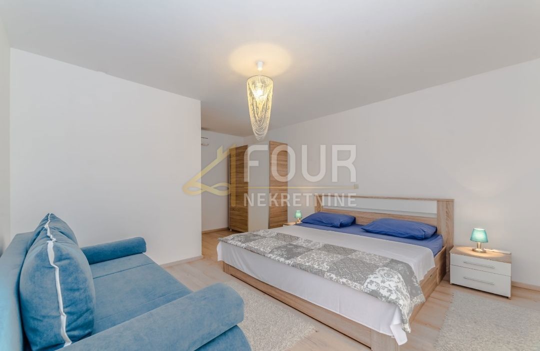 Hiša Crno, Zadar, 150m2