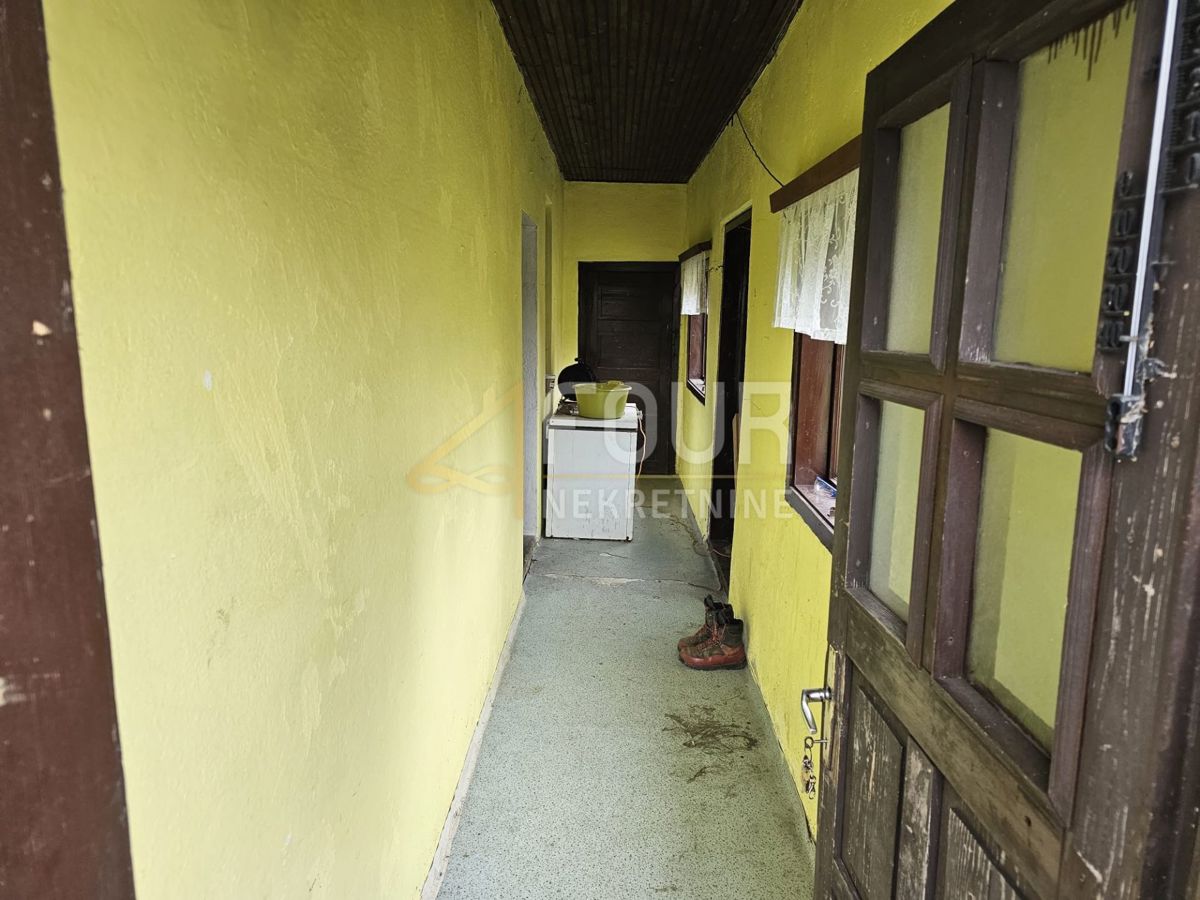 Hiša Kozji Vrh, Čabar, 168m2