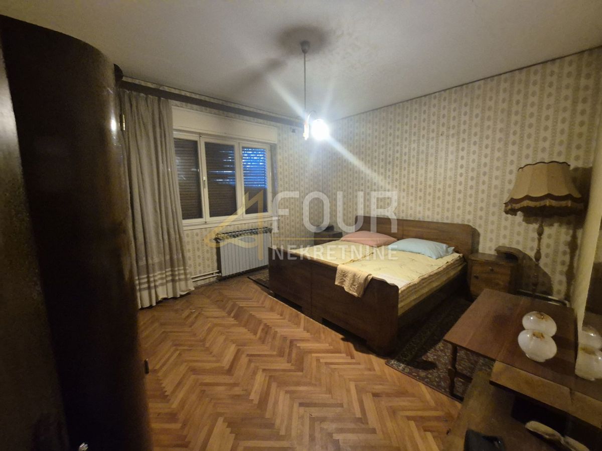 Hiša Čavle, 200m2