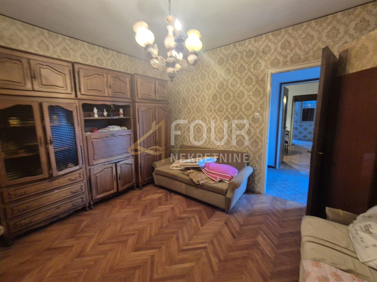 Hiša Čavle, 200m2