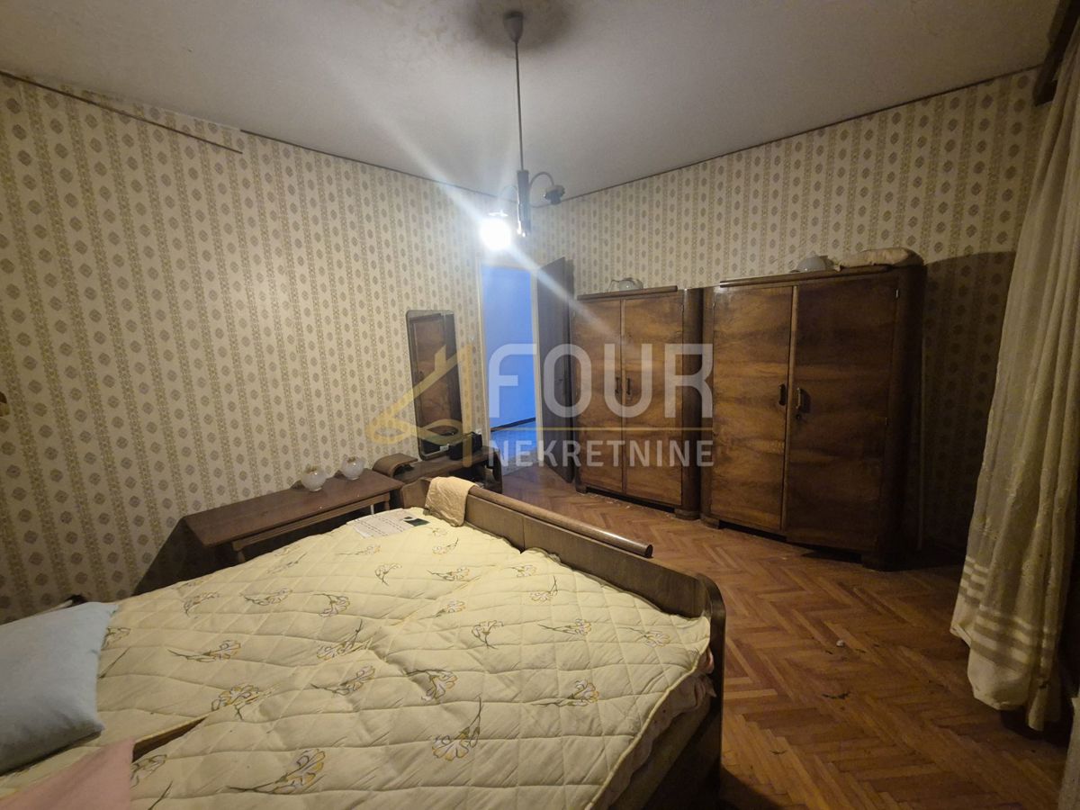 Hiša Čavle, 200m2