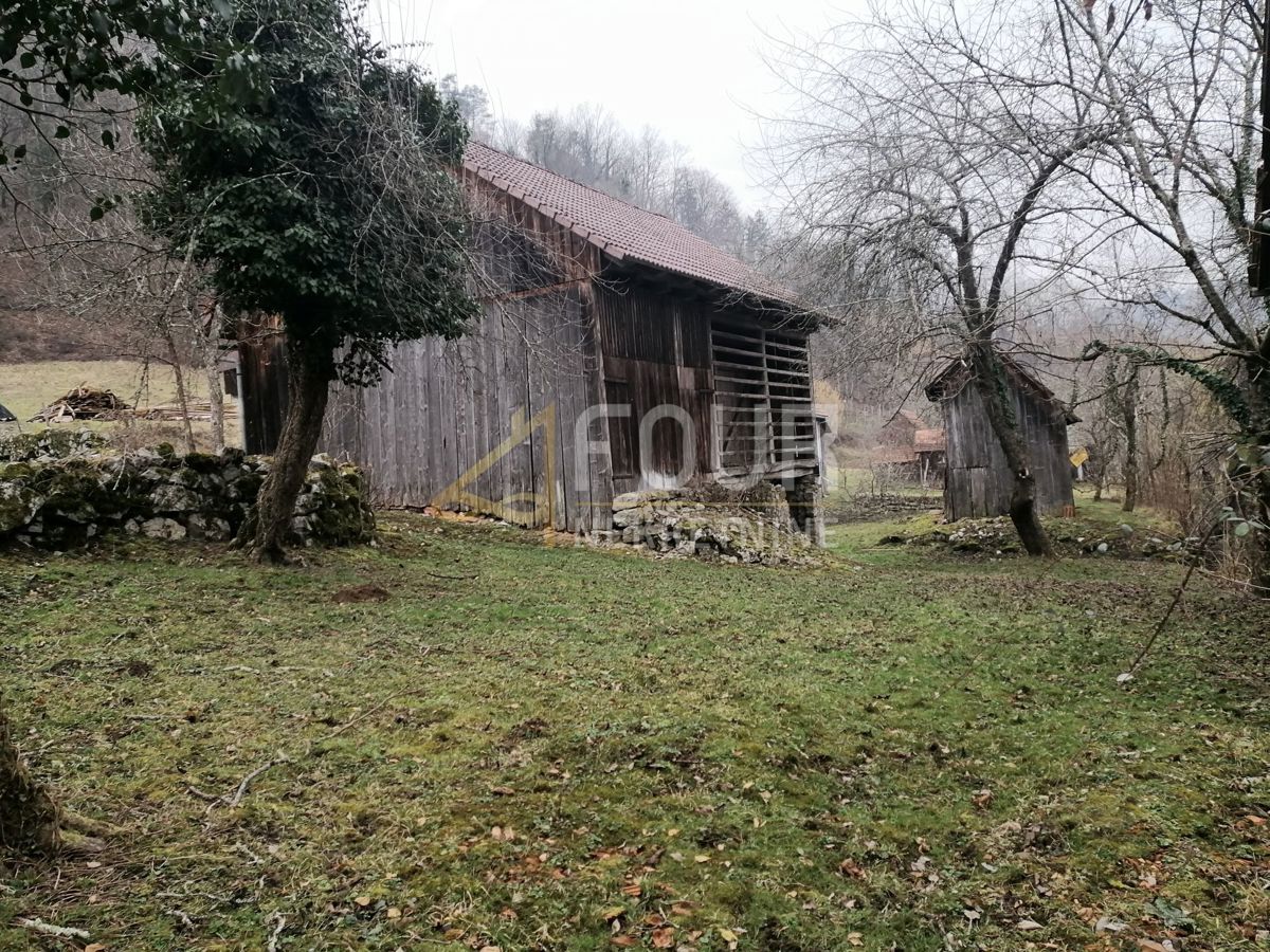 Hiša Lukovdol, Vrbovsko, 342m2