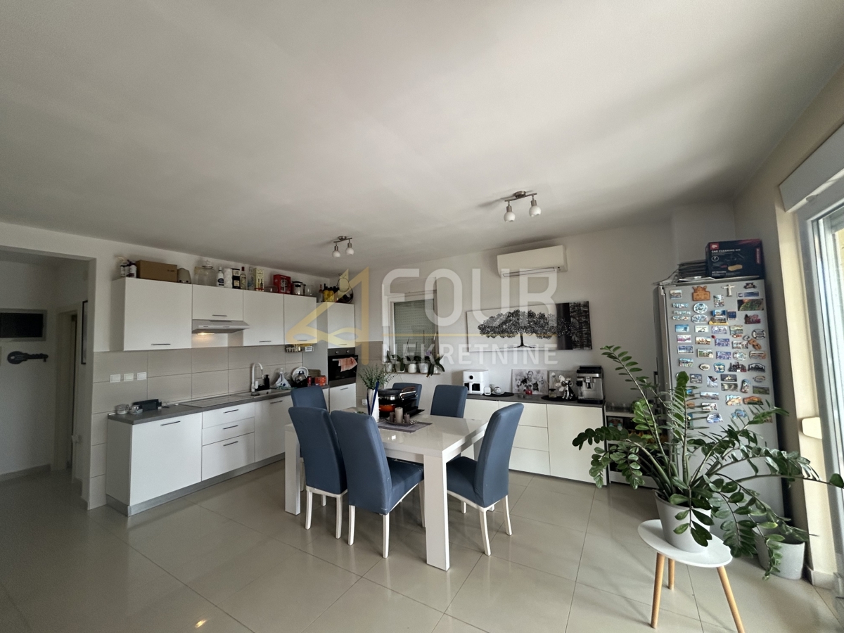 Stanovanje Ilirija, Pula, 98,49m2