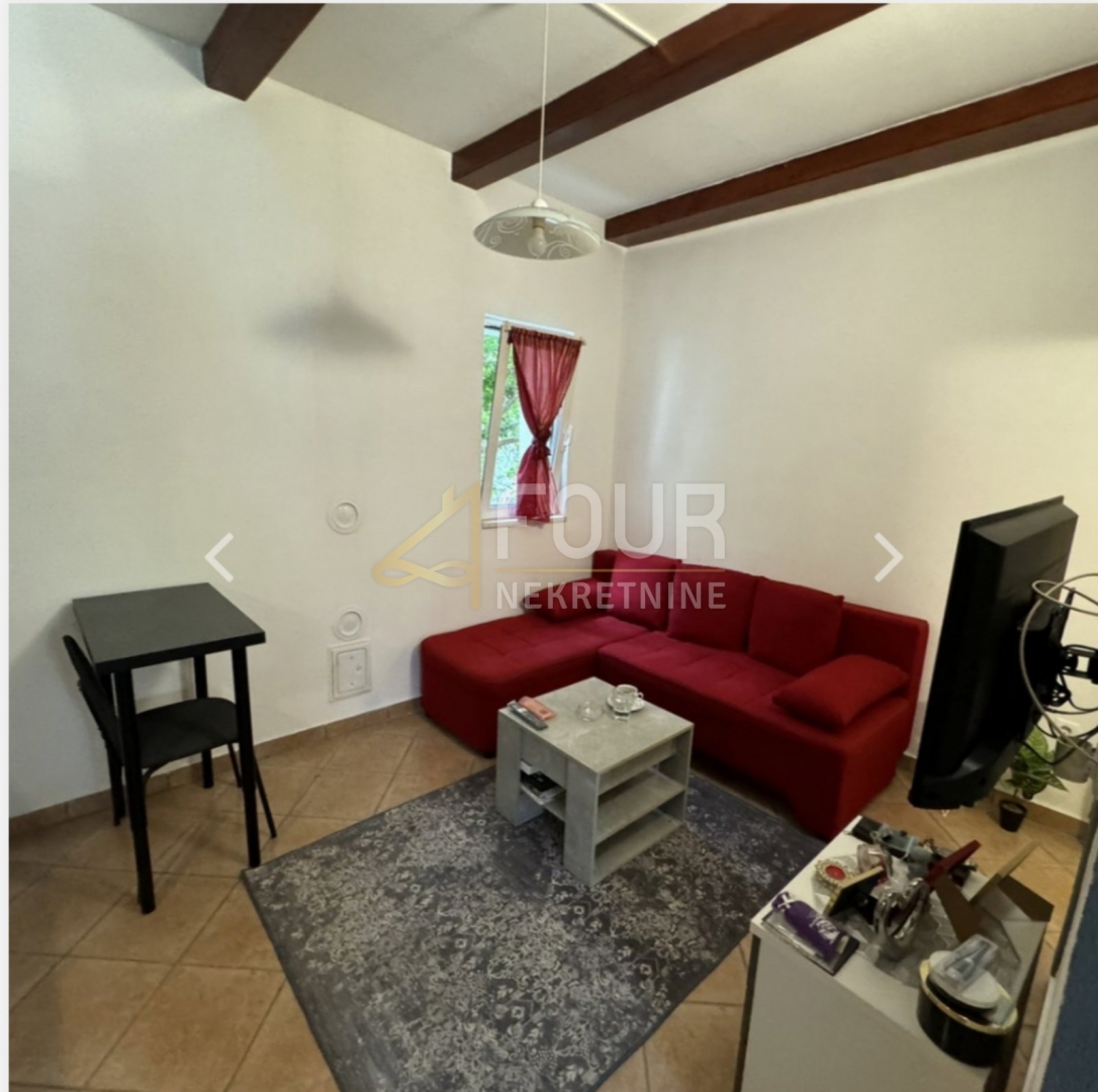 Stanovanje Centar, Pula, 42,91m2