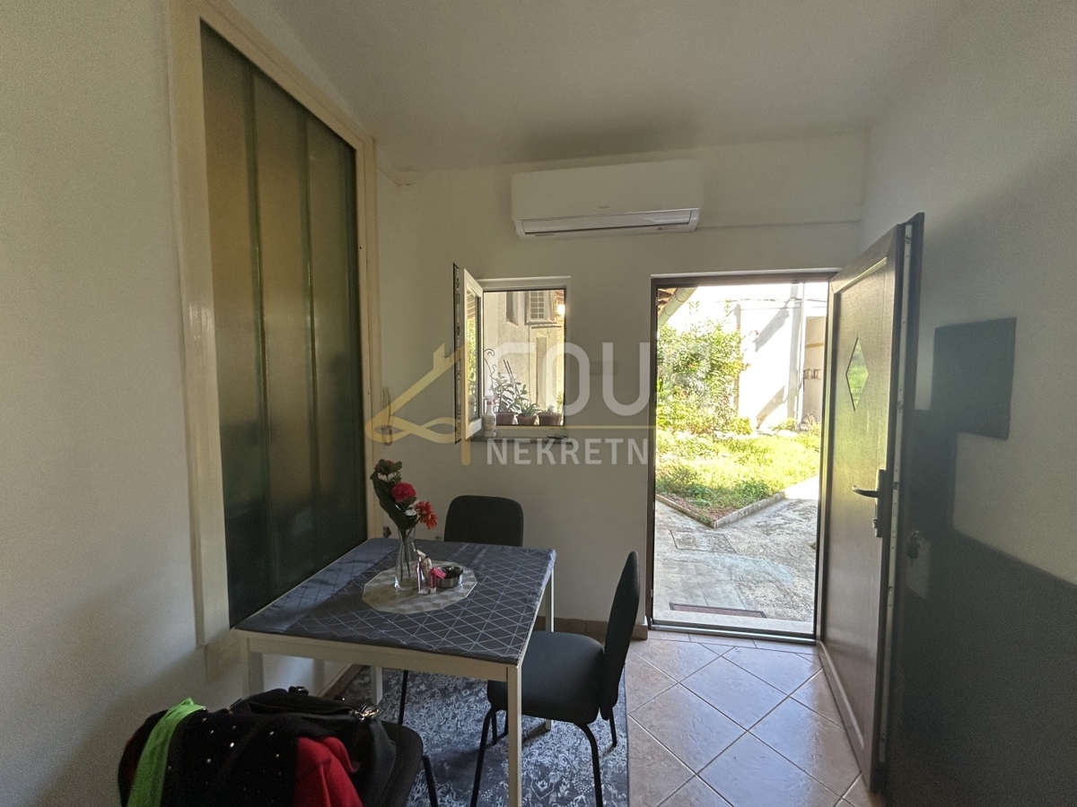 Stanovanje Centar, Pula, 42,91m2