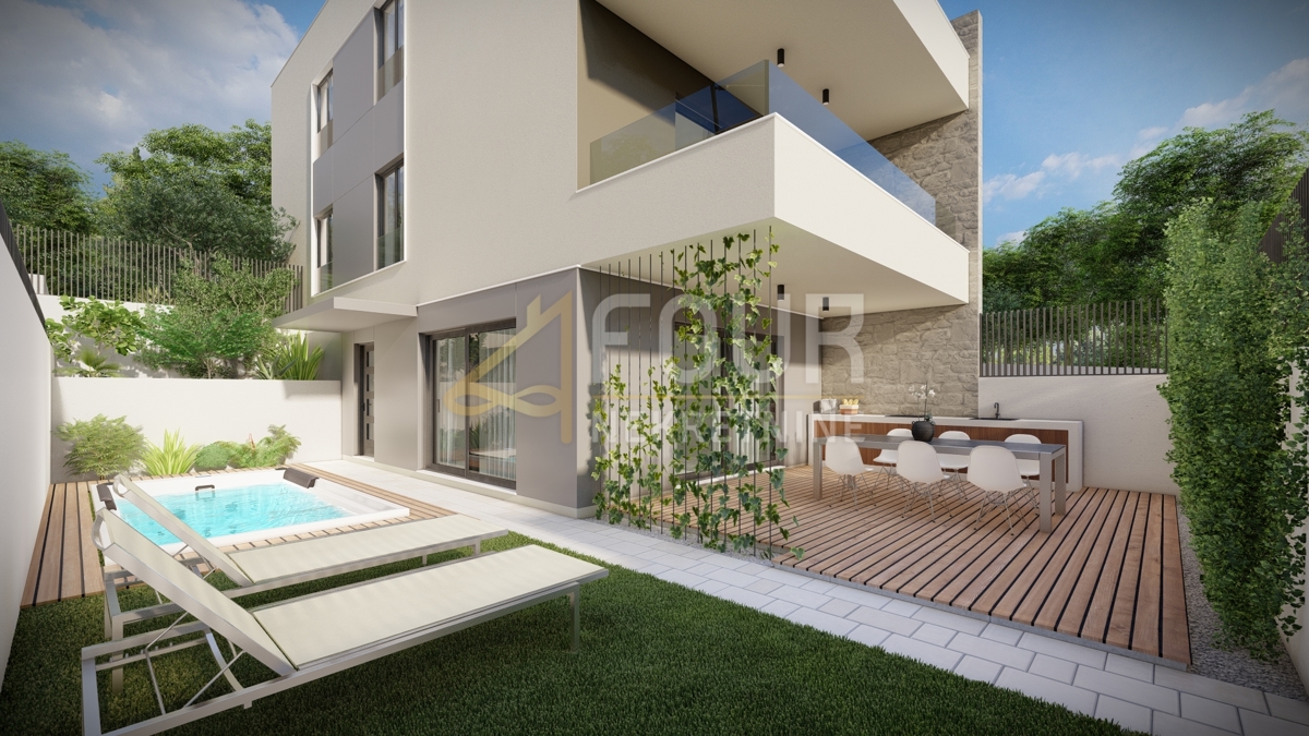 Stanovanje Ika, Opatija - Okolica, 176,48m2