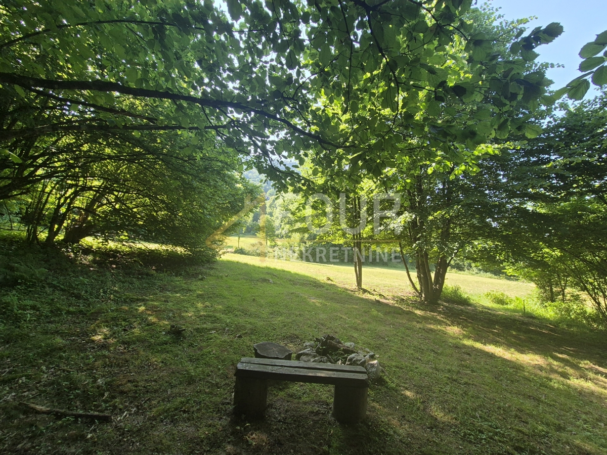 Zemljišče Vrbovsko, 2.216m2
