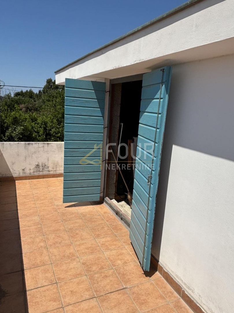 Stanovanje Banjol, Rab, 112,25m2