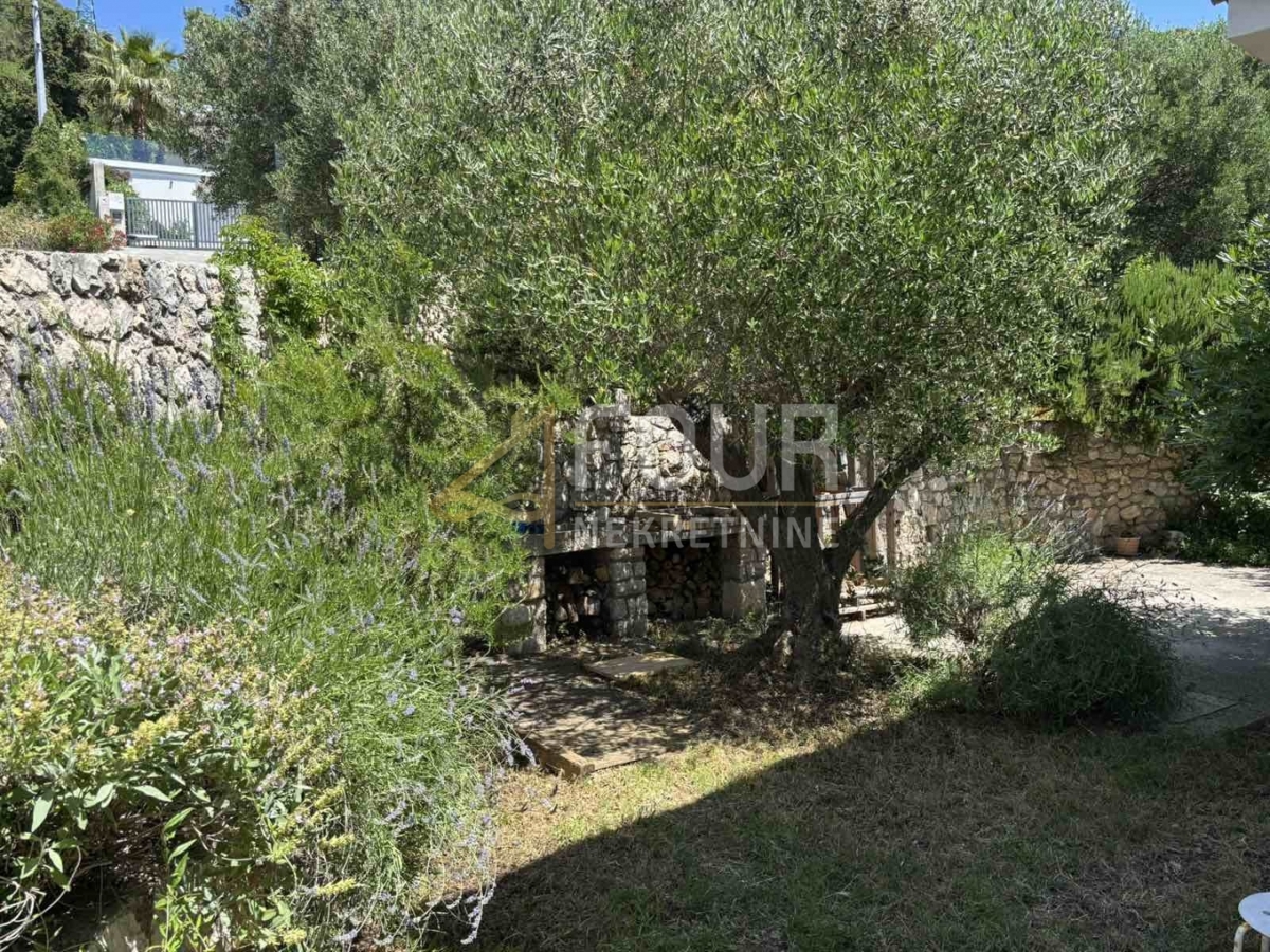 Stanovanje Banjol, Rab, 112,25m2